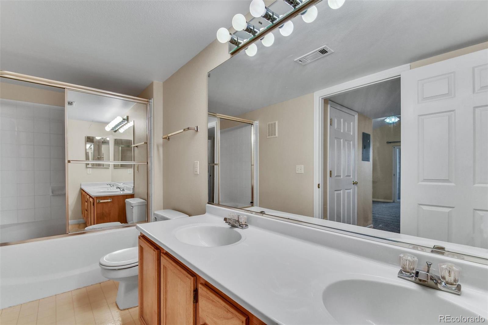MLS Image #26 for 1070  opal street 204,broomfield, Colorado