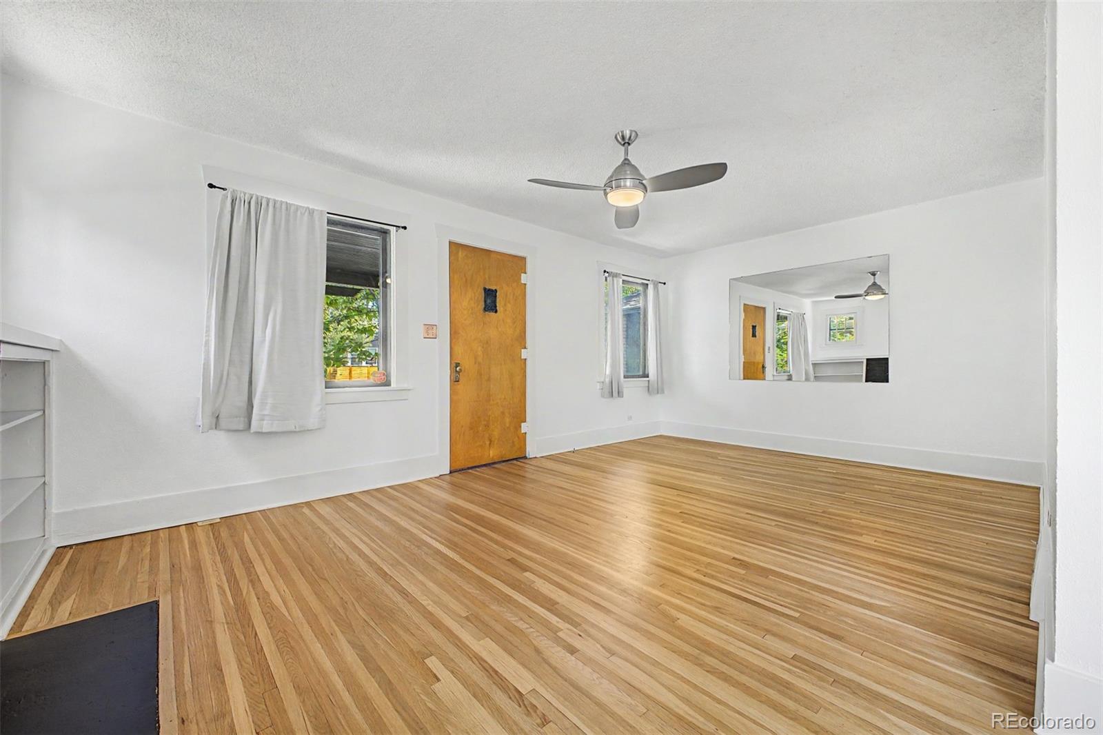 MLS Image #10 for 3126 w clyde place,denver, Colorado