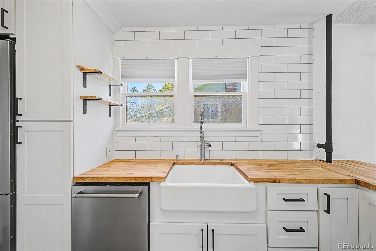 MLS Image #14 for 3126 w clyde place,denver, Colorado