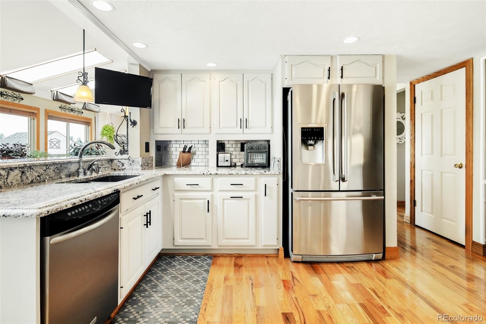 MLS Image #10 for 8475 w fairview avenue,littleton, Colorado