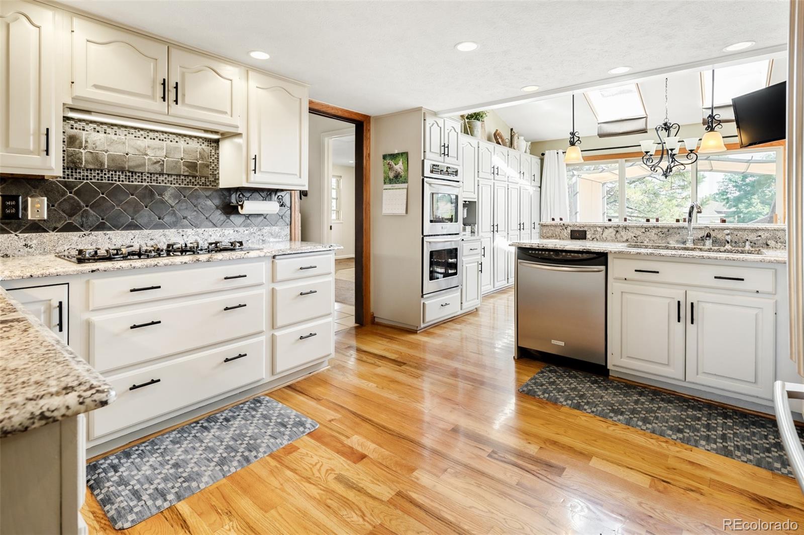 MLS Image #8 for 8475 w fairview avenue,littleton, Colorado