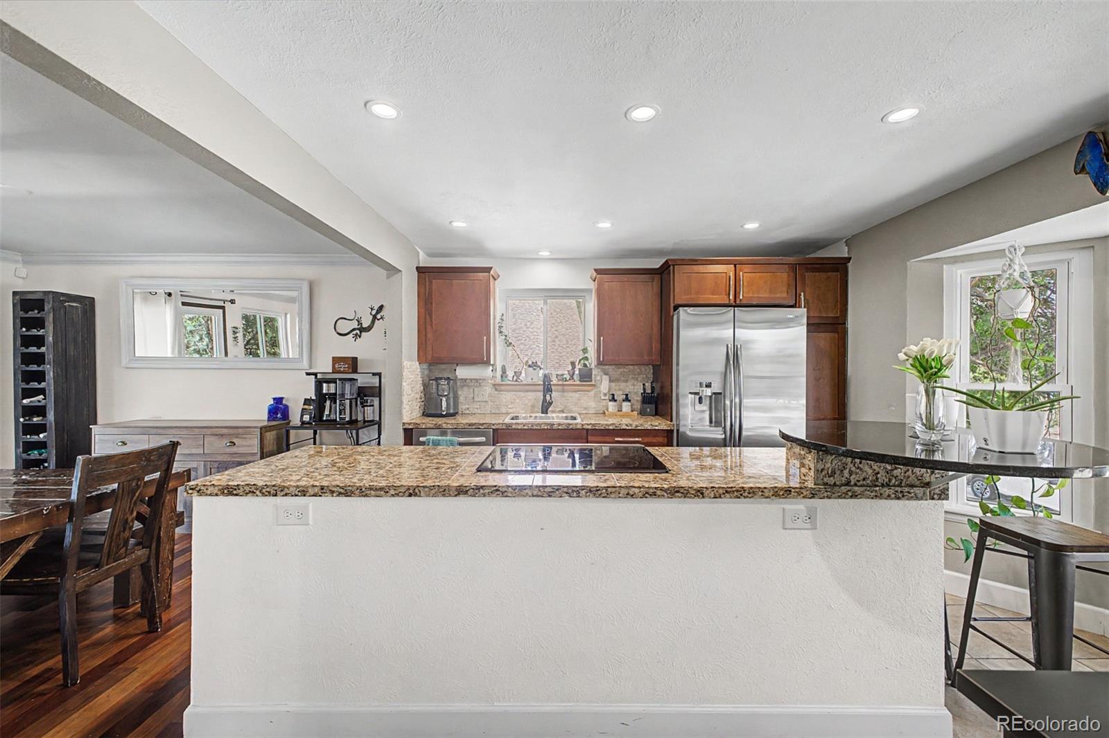 MLS Image #8 for 7003 s yukon street,littleton, Colorado