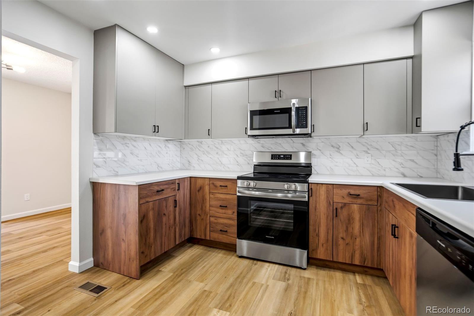 MLS Image #15 for 2046  palm drive ,colorado springs, Colorado