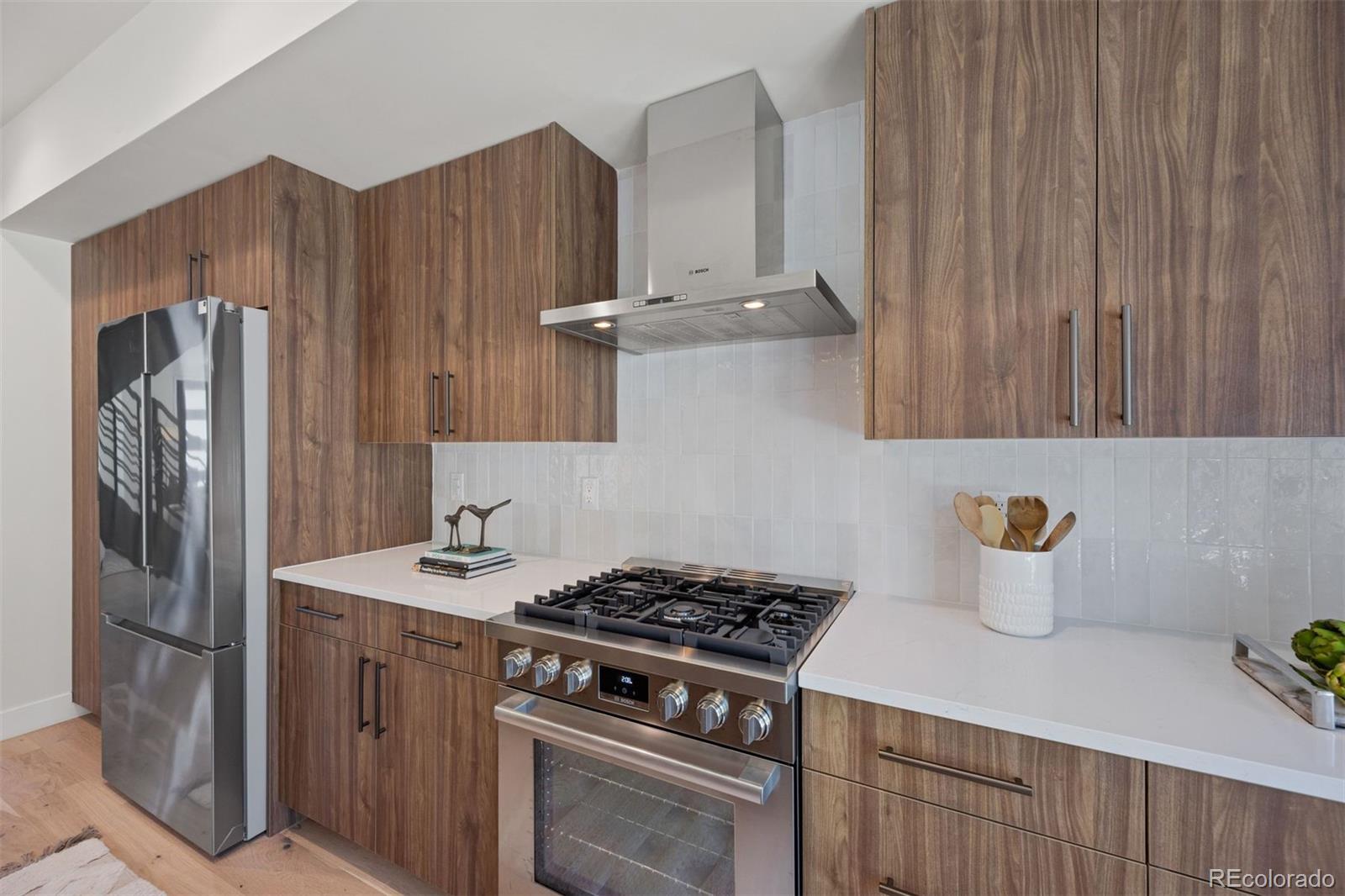 MLS Image #17 for 2198 s sherman street,denver, Colorado