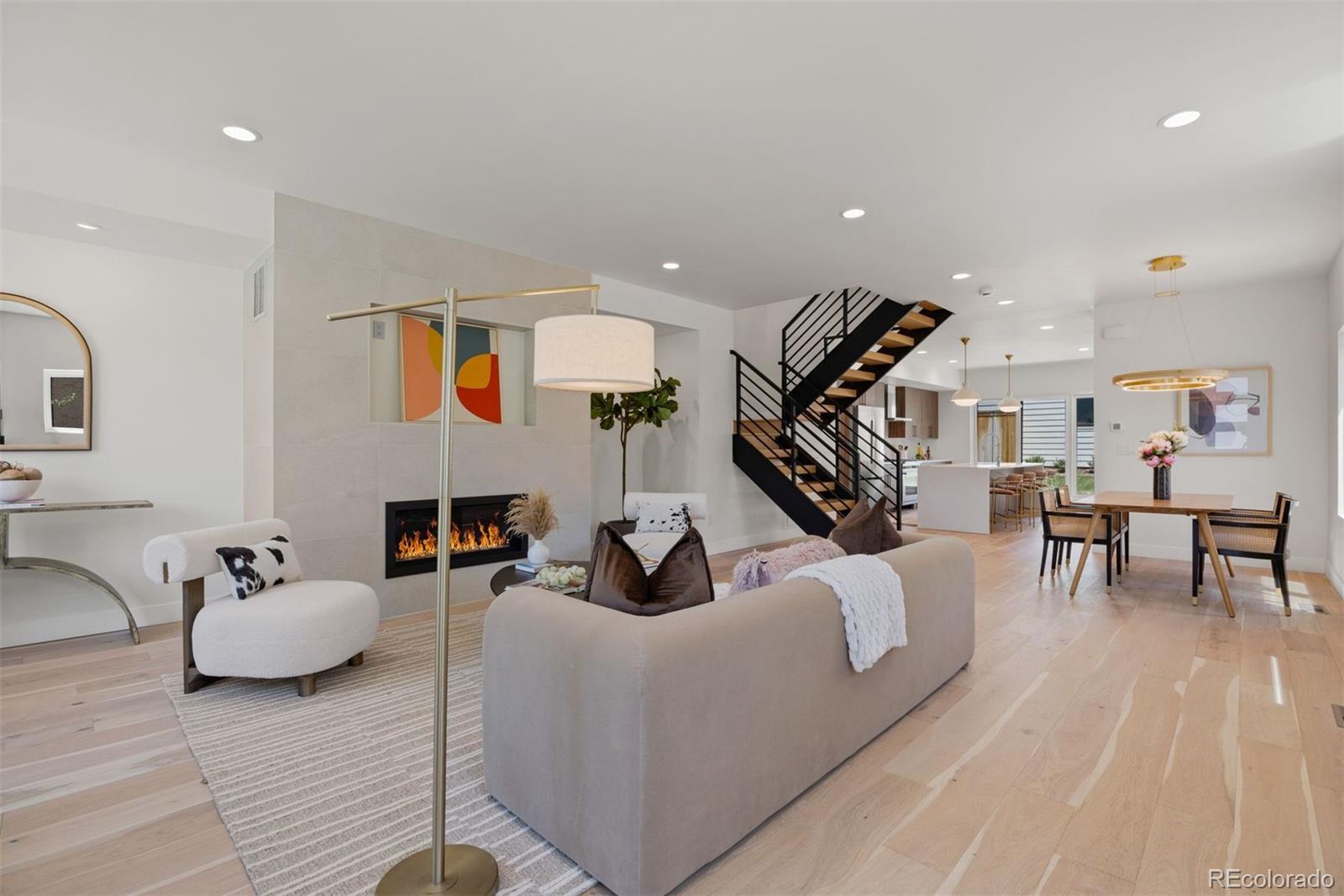 MLS Image #4 for 2198 s sherman street,denver, Colorado