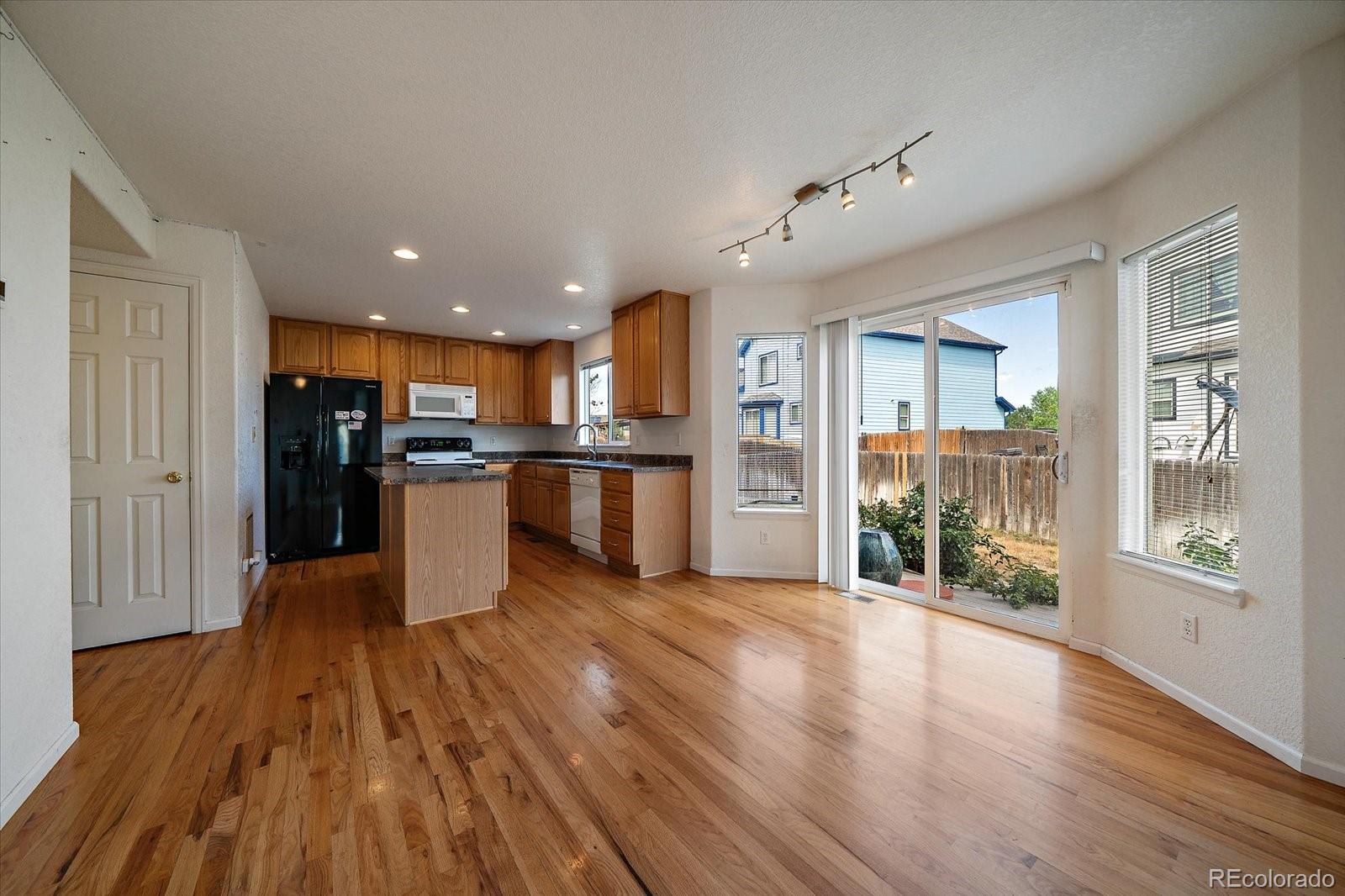MLS Image #4 for 5552  jasper street,denver, Colorado