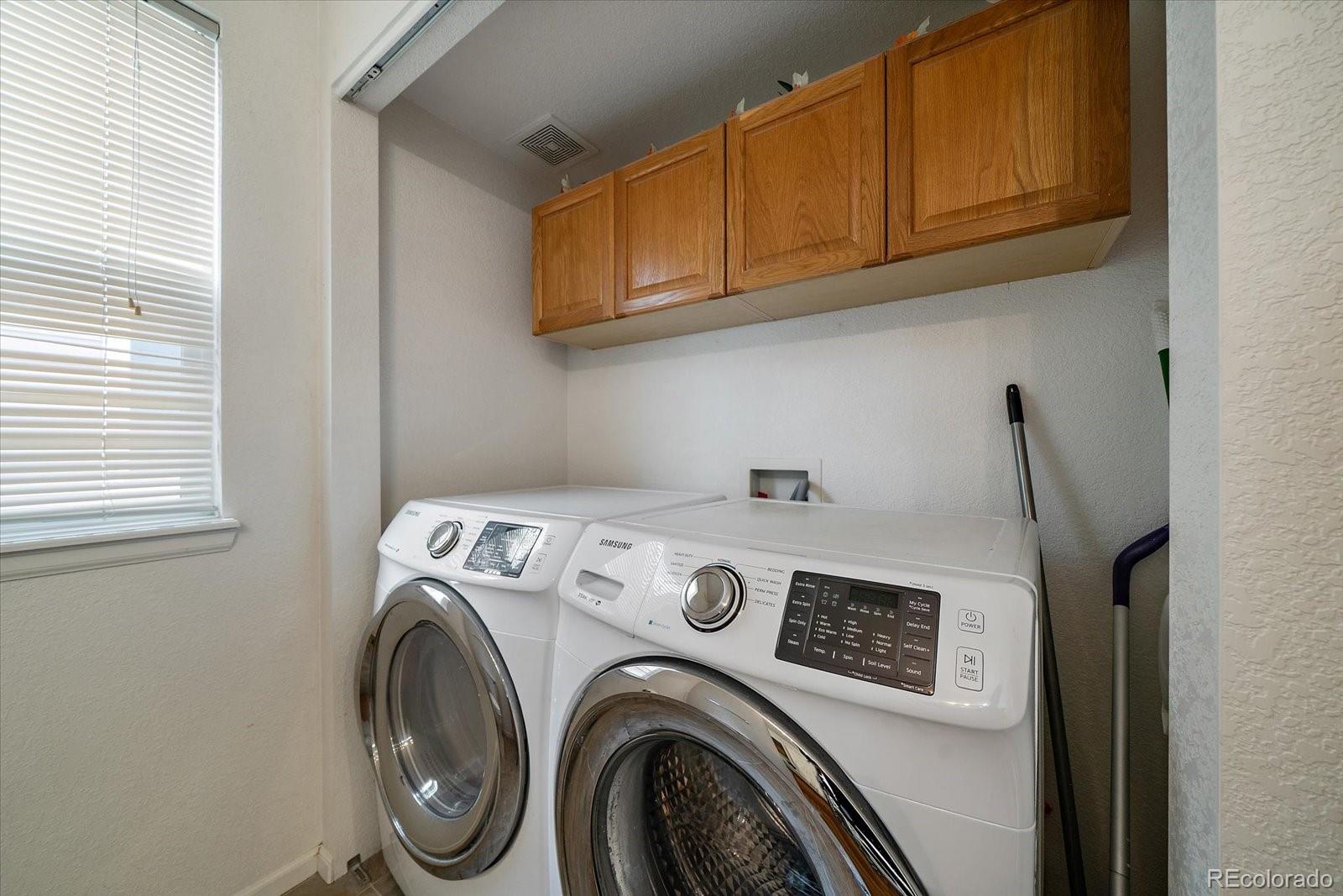 MLS Image #9 for 5552  jasper street,denver, Colorado