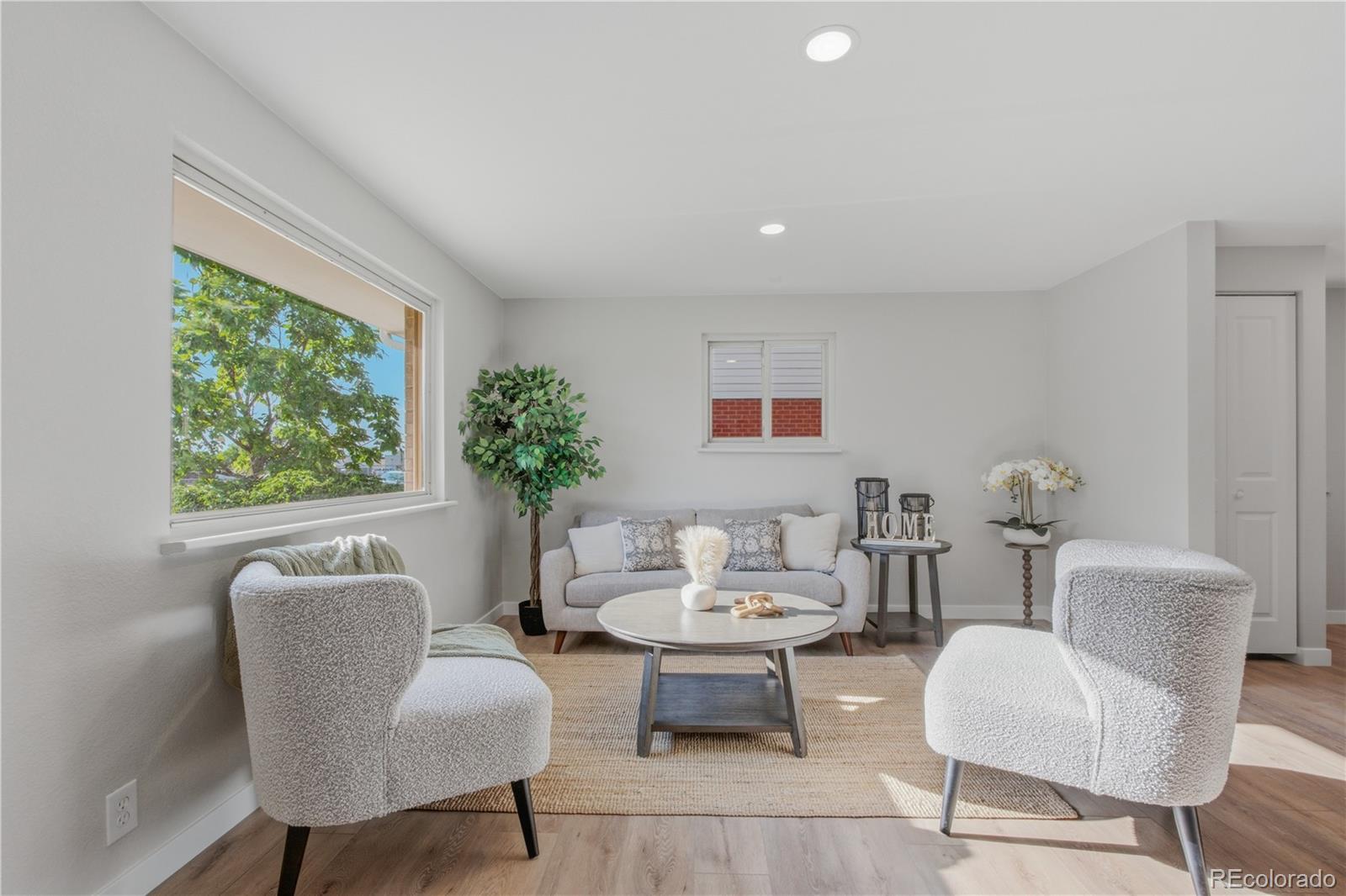 MLS Image #2 for 6910  jasmine street,commerce city, Colorado