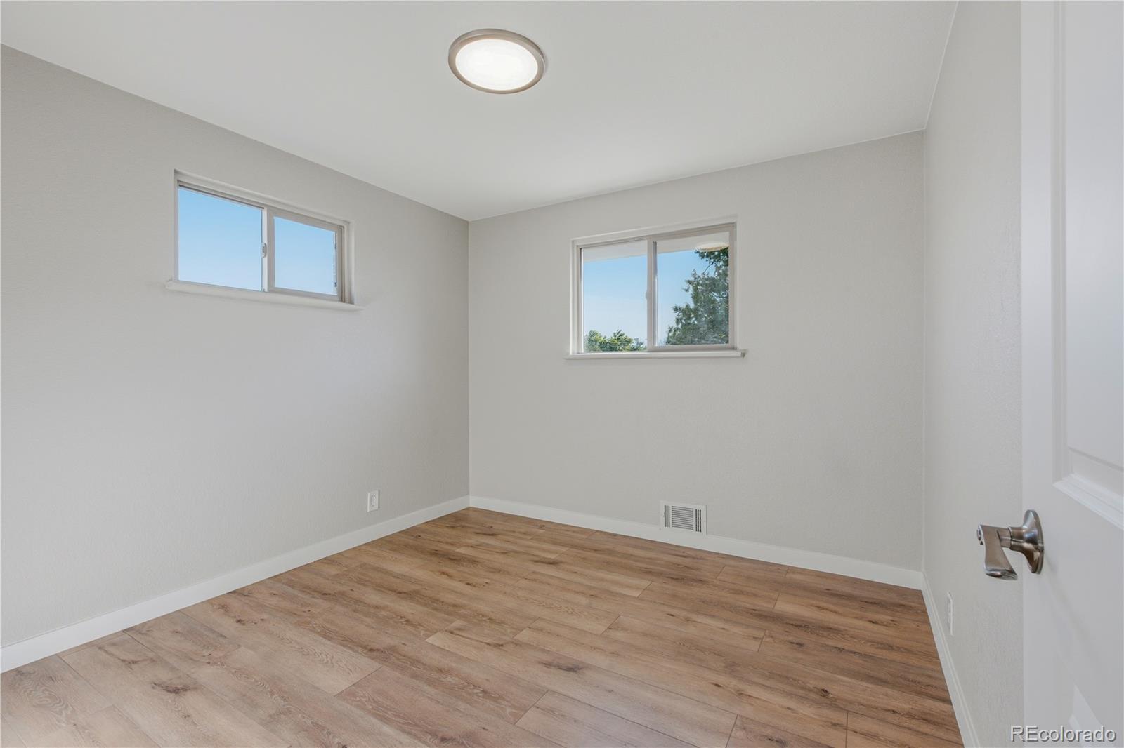 MLS Image #9 for 6910  jasmine street,commerce city, Colorado