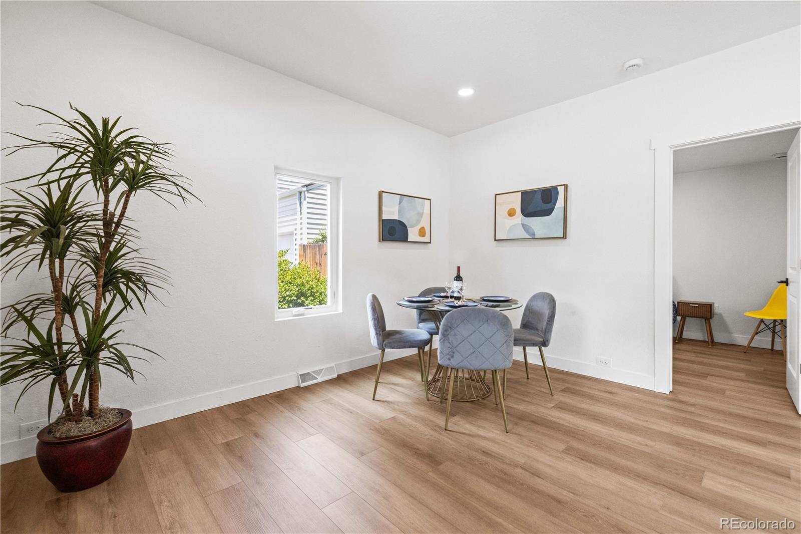 MLS Image #13 for 2336 s franklin street,denver, Colorado