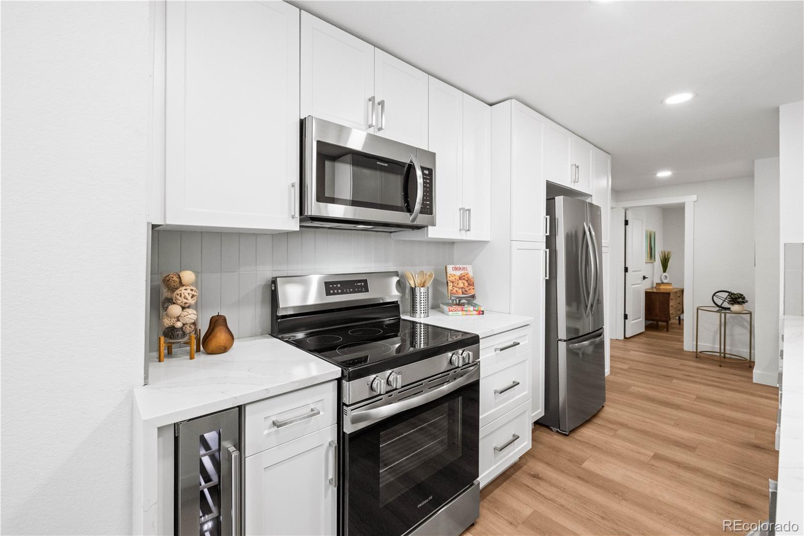 MLS Image #16 for 2336 s franklin street,denver, Colorado