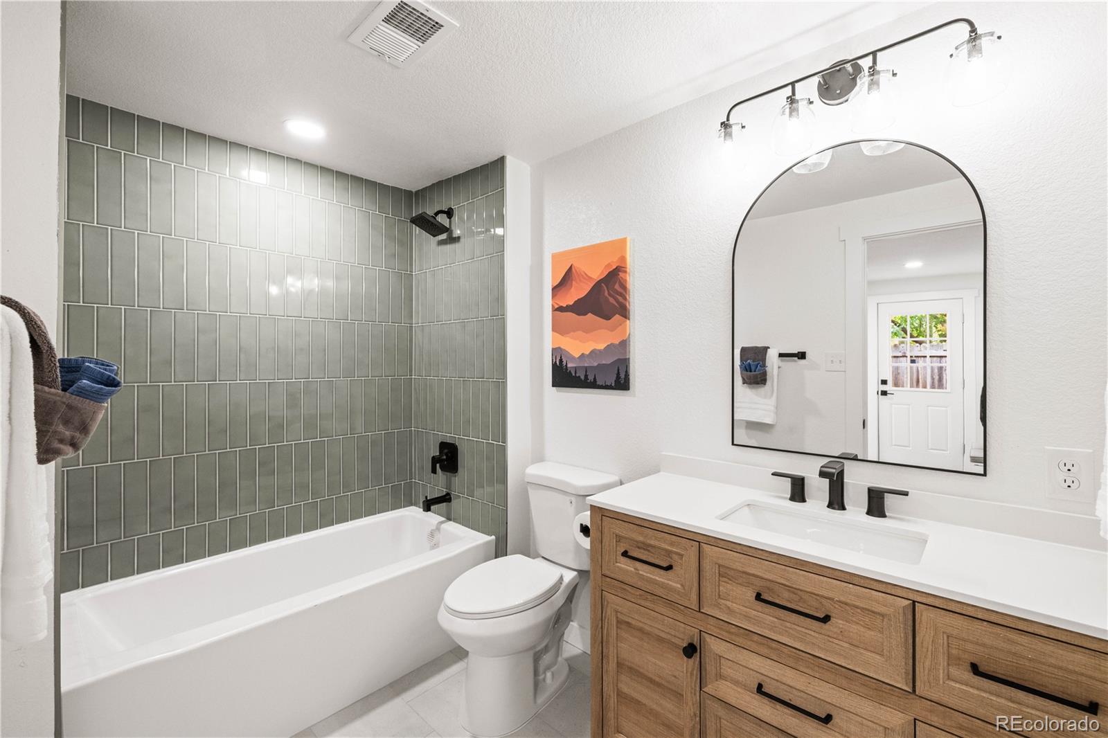 MLS Image #24 for 2336 s franklin street,denver, Colorado
