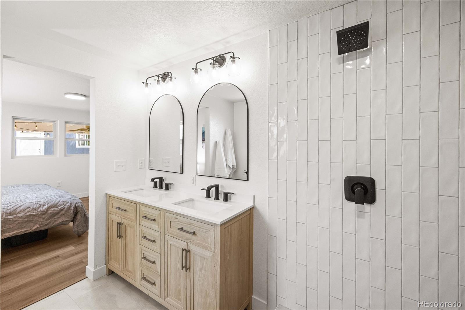 MLS Image #31 for 2336 s franklin street,denver, Colorado
