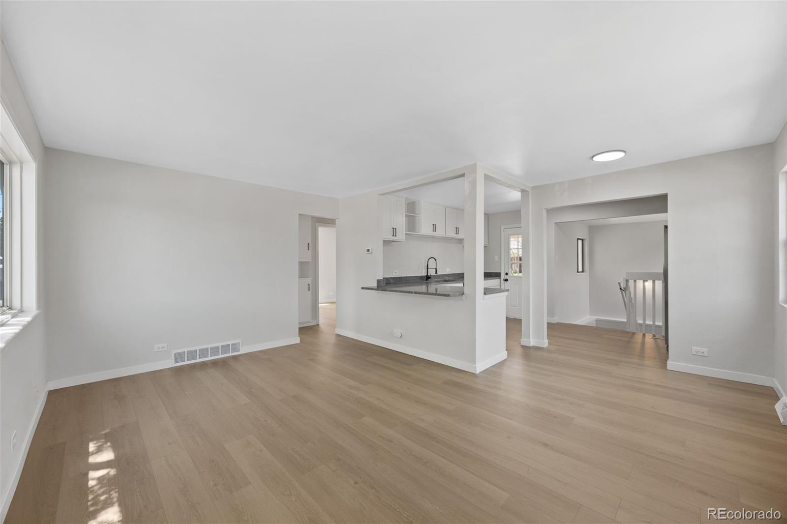 MLS Image #4 for 2355 w hillside avenue,englewood, Colorado