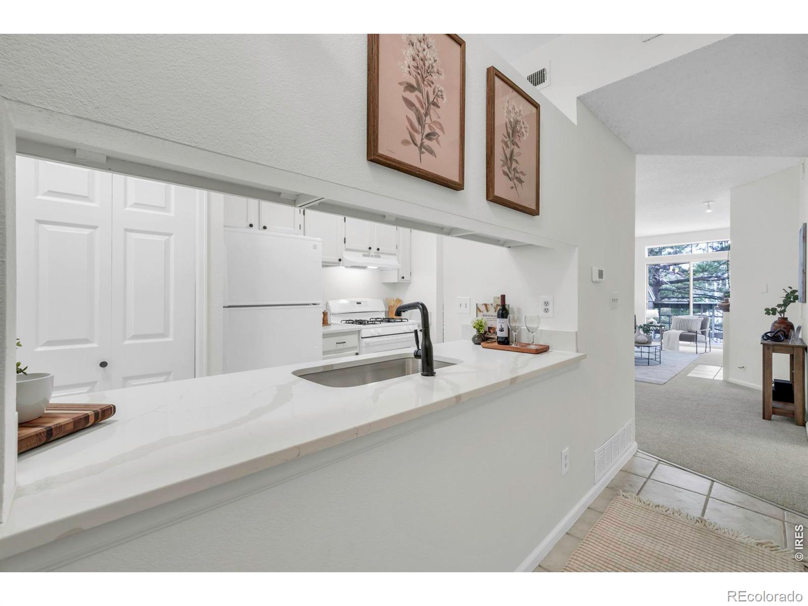 MLS Image #3 for 7411  spy glass court,boulder, Colorado