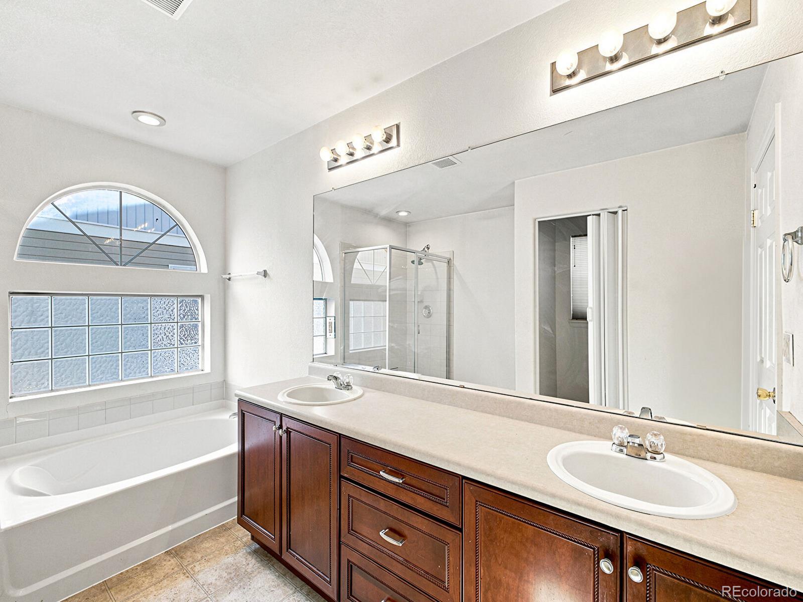 MLS Image #34 for 21438 e 54th avenue,denver, Colorado