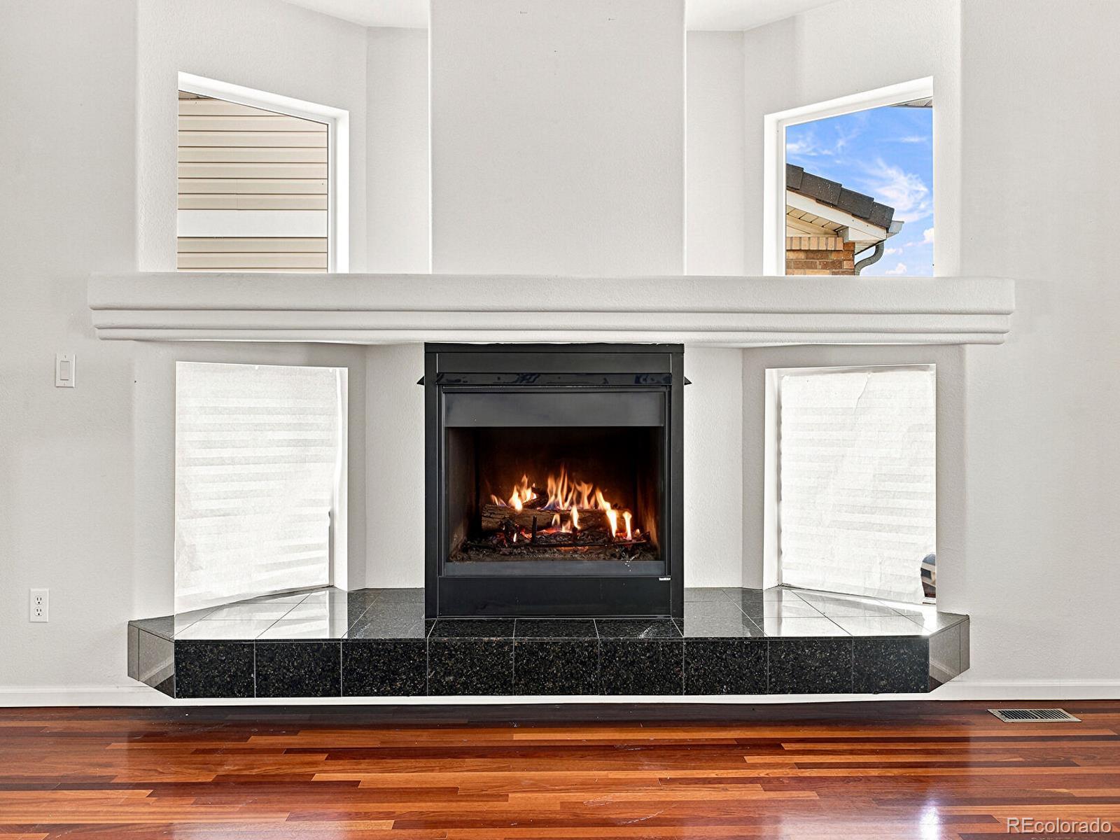 MLS Image #5 for 21438 e 54th avenue,denver, Colorado