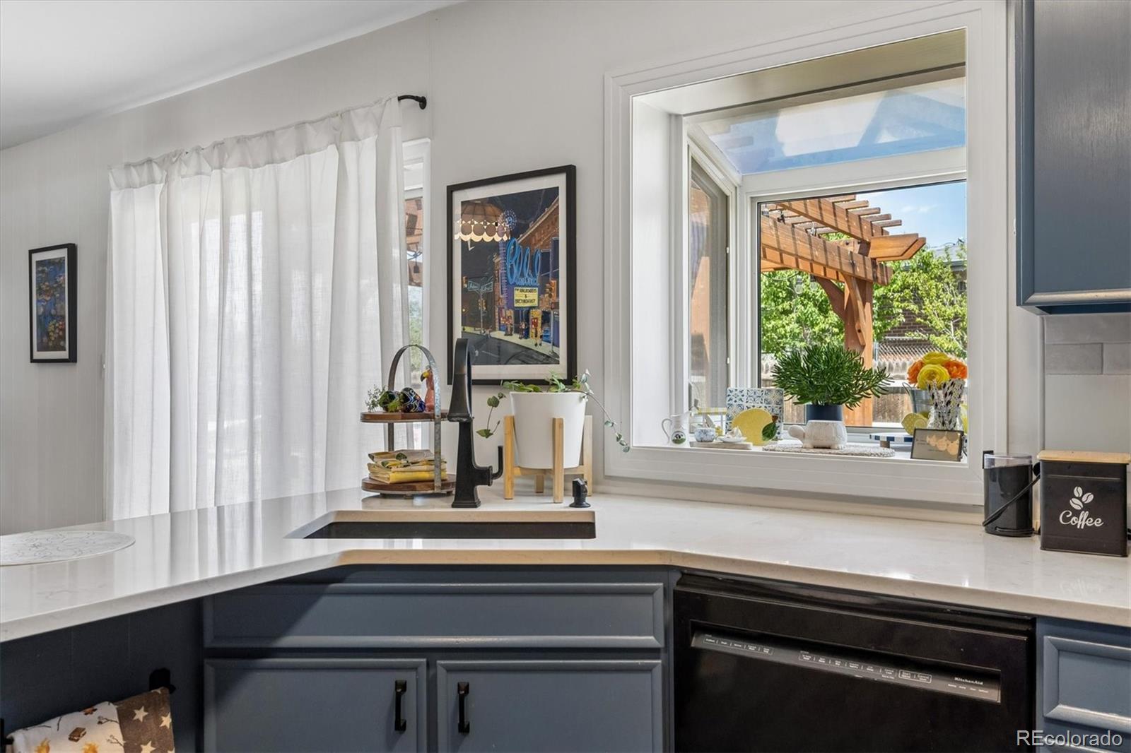 MLS Image #10 for 502  tucson street,aurora, Colorado