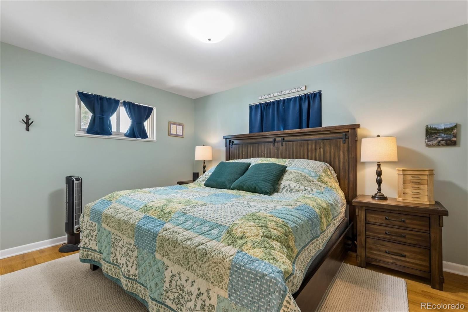 MLS Image #11 for 502  tucson street,aurora, Colorado