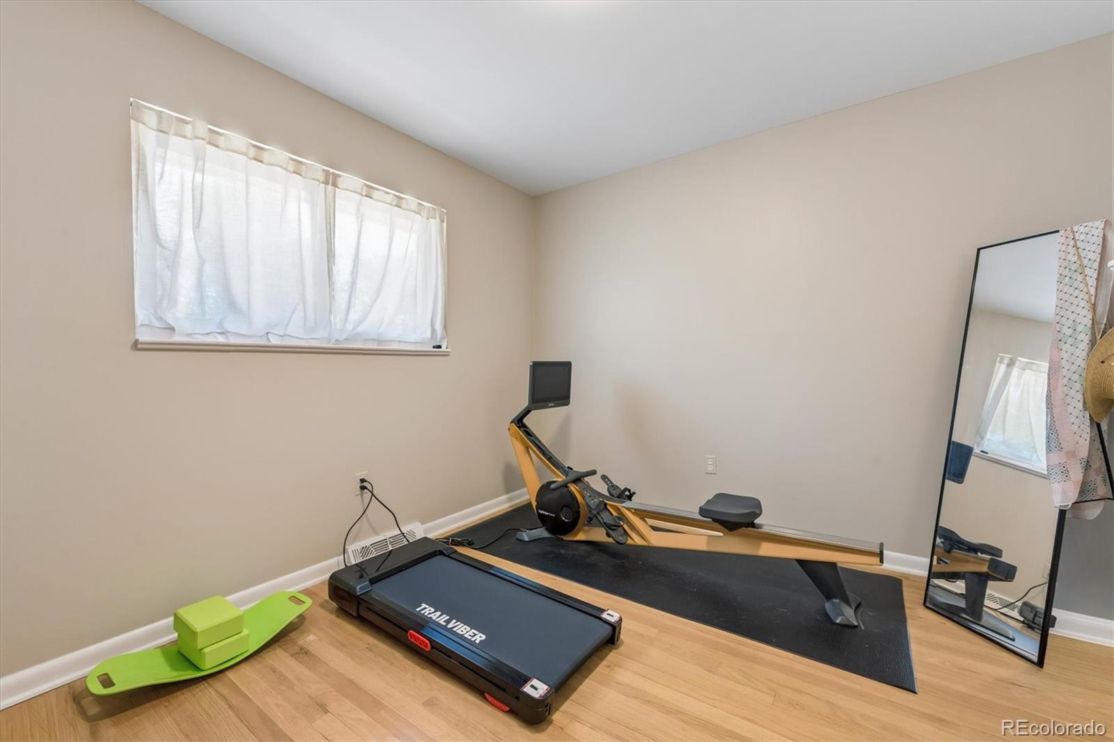 MLS Image #15 for 502  tucson street,aurora, Colorado