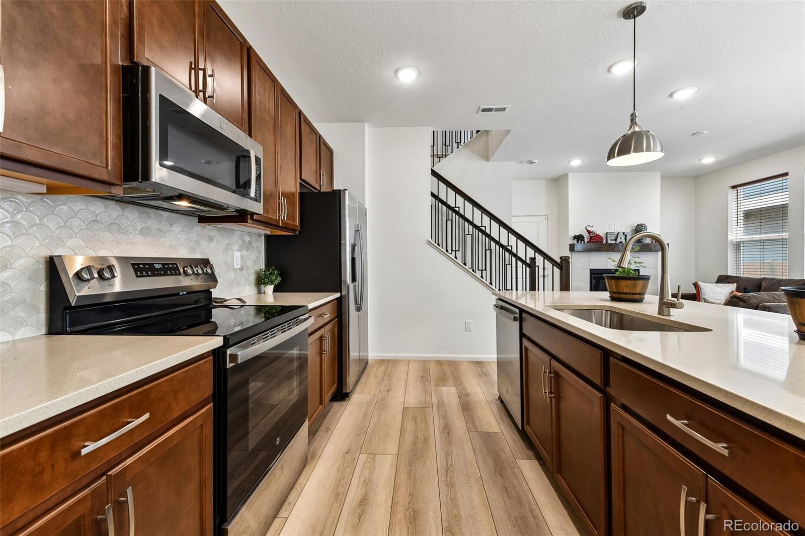 MLS Image #5 for 28840 e 6th place,watkins, Colorado
