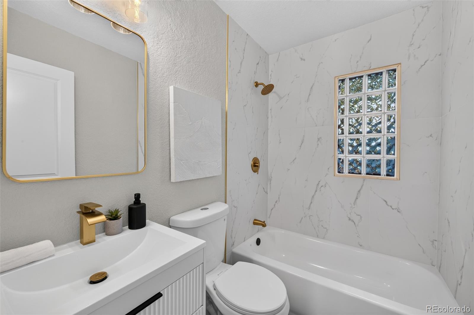 MLS Image #16 for 1235  valentia street,denver, Colorado
