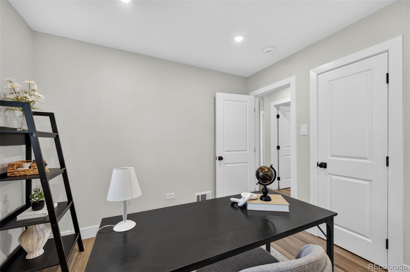 MLS Image #18 for 1235  valentia street,denver, Colorado