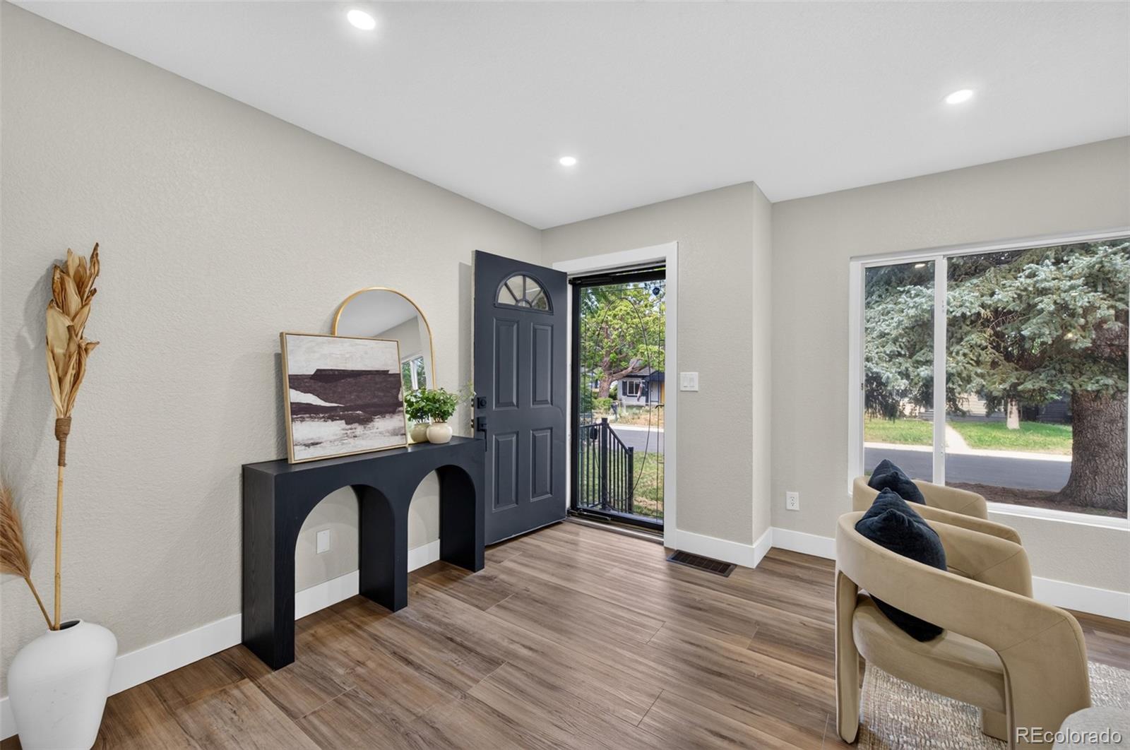 MLS Image #8 for 1235  valentia street,denver, Colorado