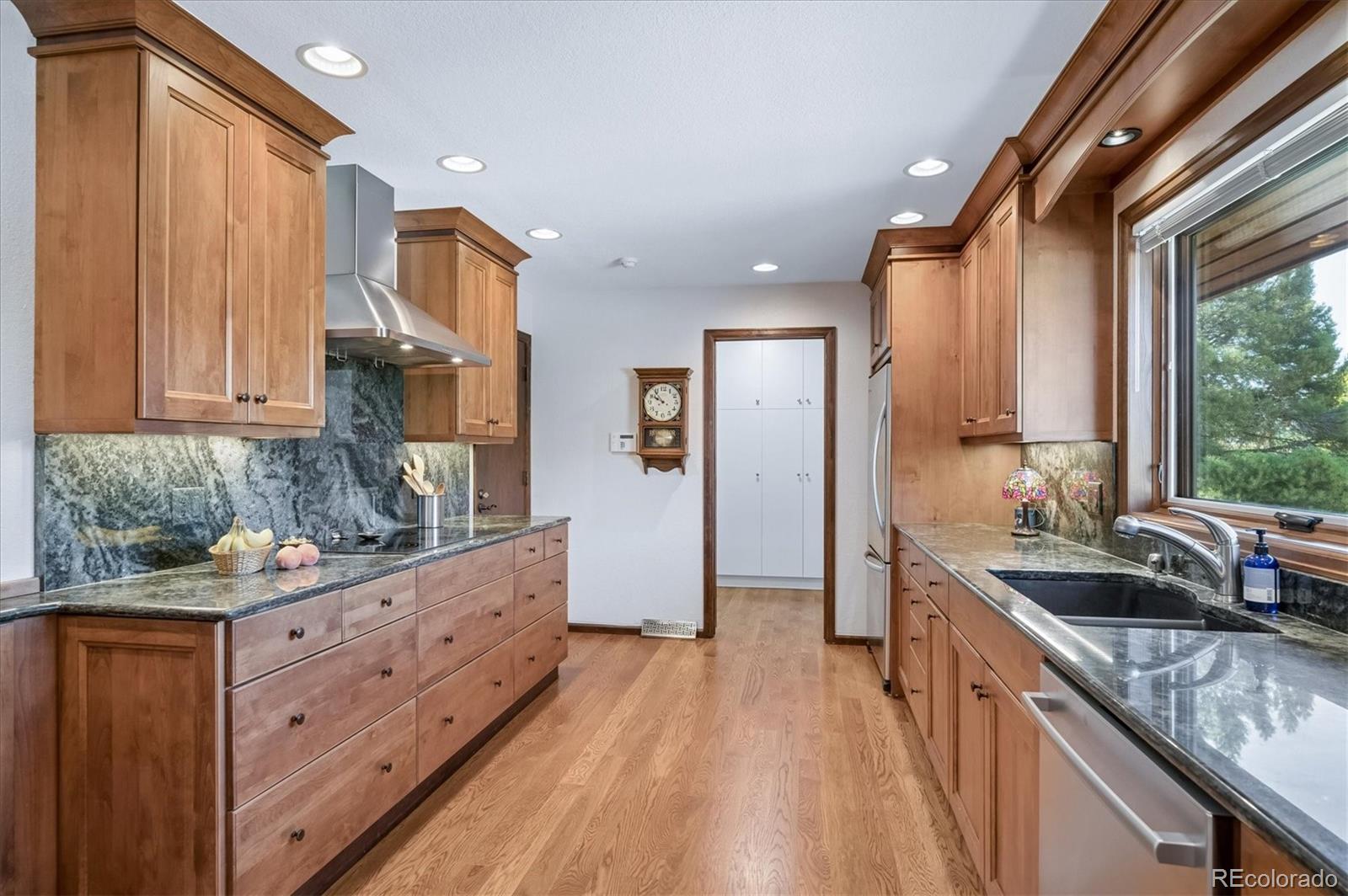 MLS Image #13 for 621  partridge circle,golden, Colorado