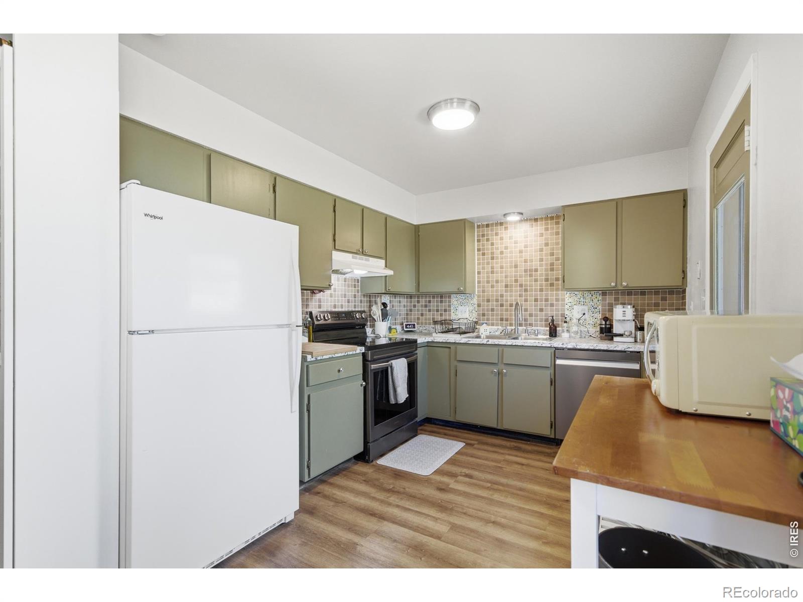 MLS Image #4 for 8204  taylor court,fort collins, Colorado