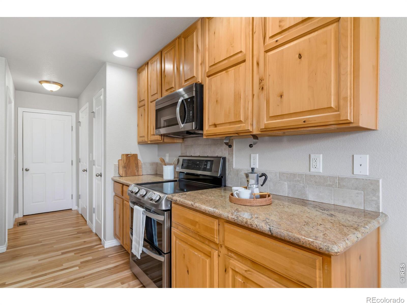 MLS Image #13 for 8972  raging bull lane,wellington, Colorado
