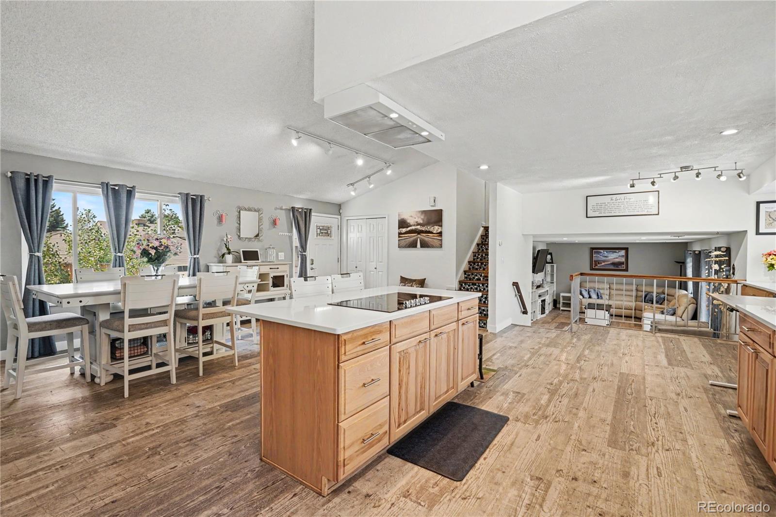 MLS Image #7 for 5580 w 74th avenue,arvada, Colorado