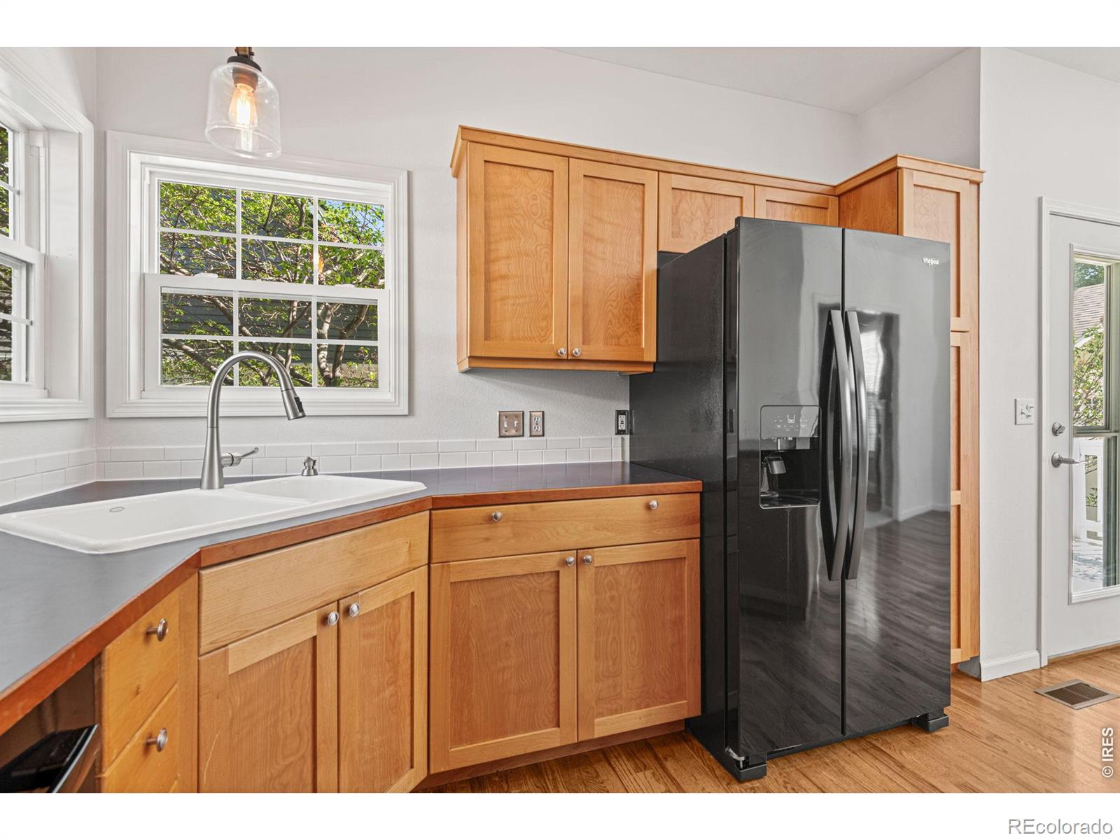 MLS Image #10 for 1414  fairfield avenue,windsor, Colorado
