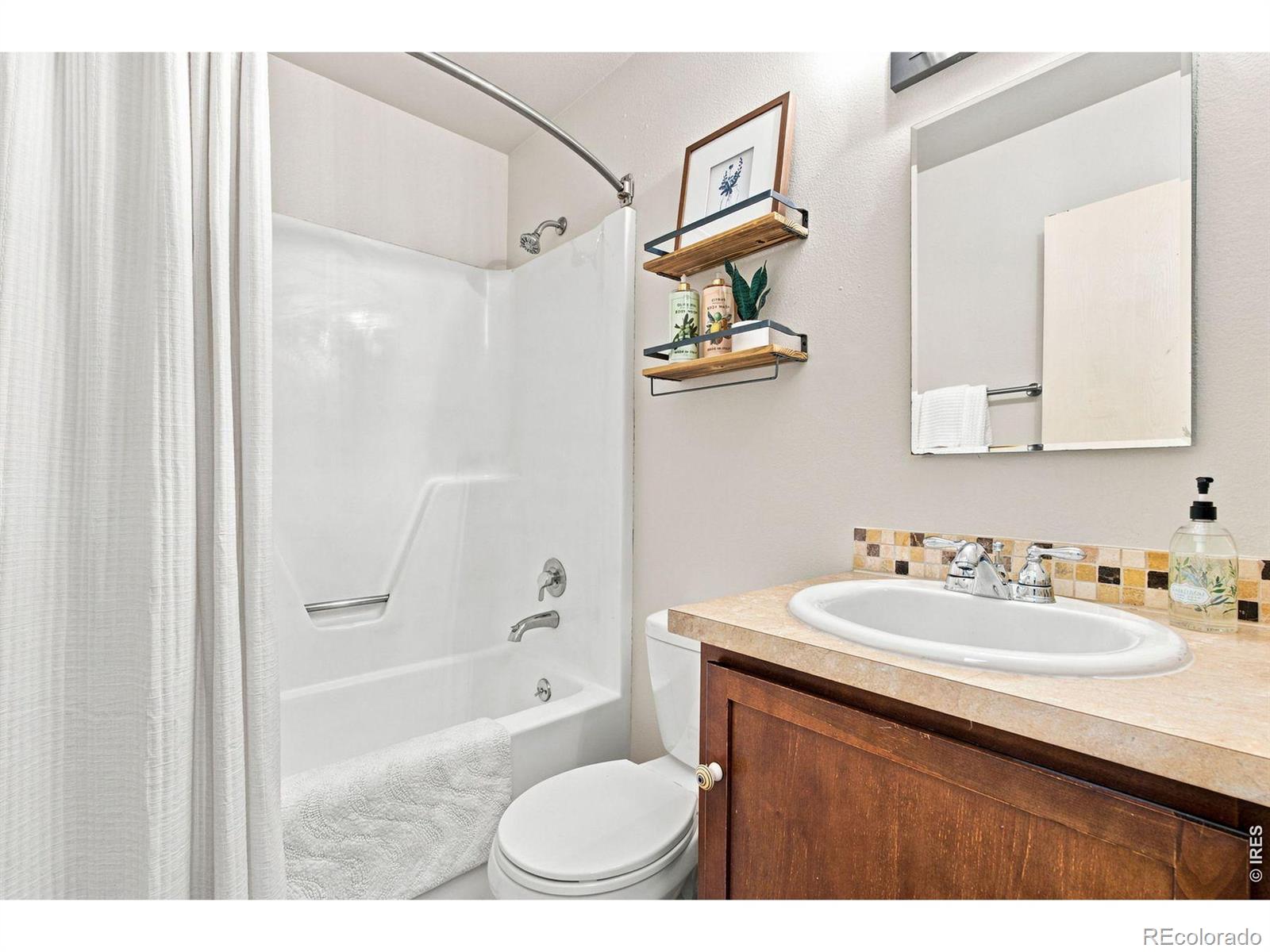 MLS Image #13 for 3024  ross drive,fort collins, Colorado