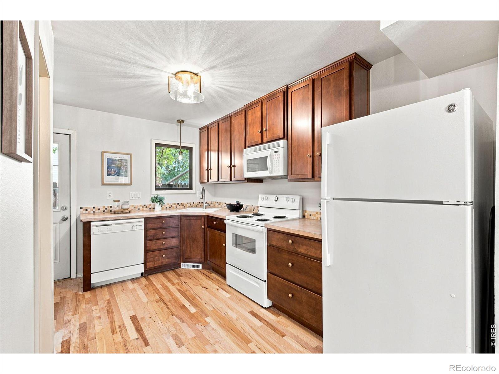 MLS Image #6 for 3024  ross drive,fort collins, Colorado