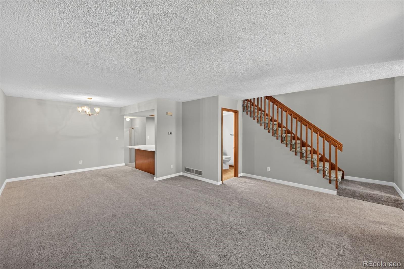 MLS Image #11 for 9147 w cedar drive b,lakewood, Colorado