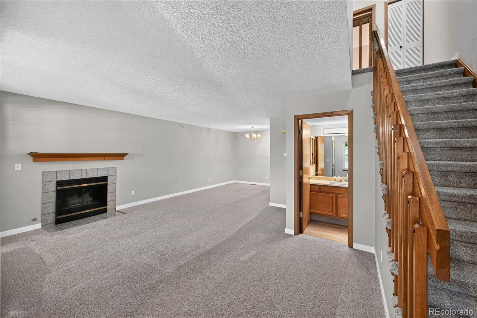 MLS Image #3 for 9147 w cedar drive b,lakewood, Colorado