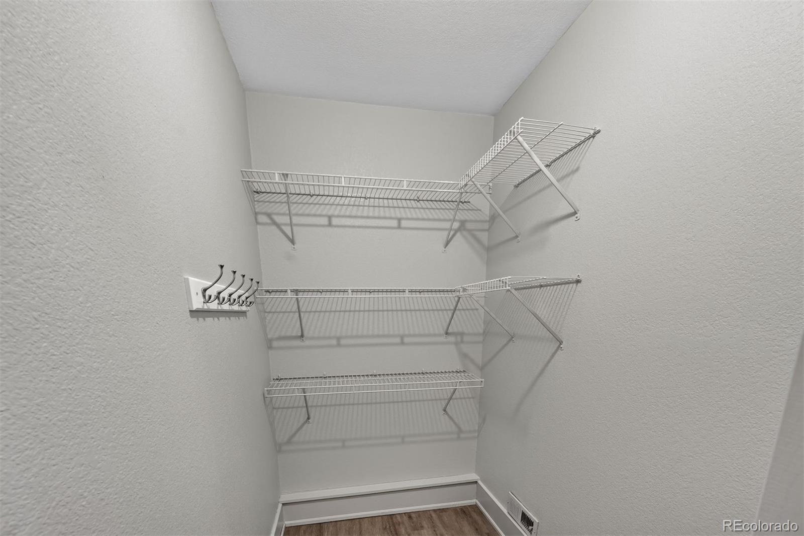 MLS Image #9 for 9147 w cedar drive b,lakewood, Colorado
