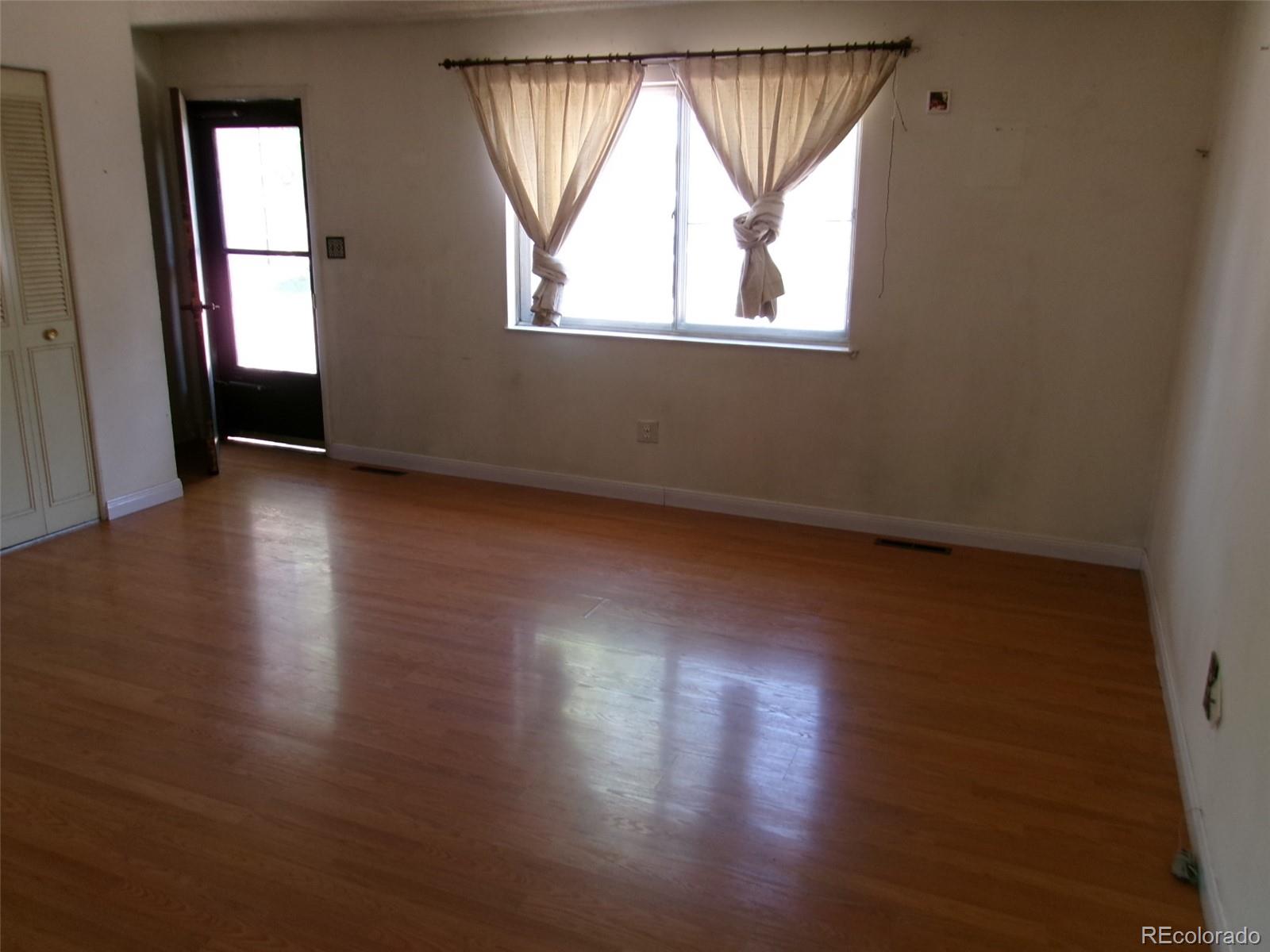 MLS Image #4 for 1788 e 83rd drive,denver, Colorado