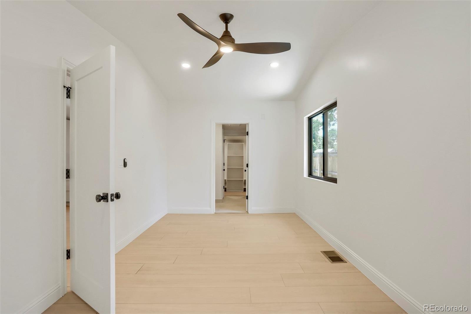 MLS Image #15 for 620 e grand avenue,englewood, Colorado
