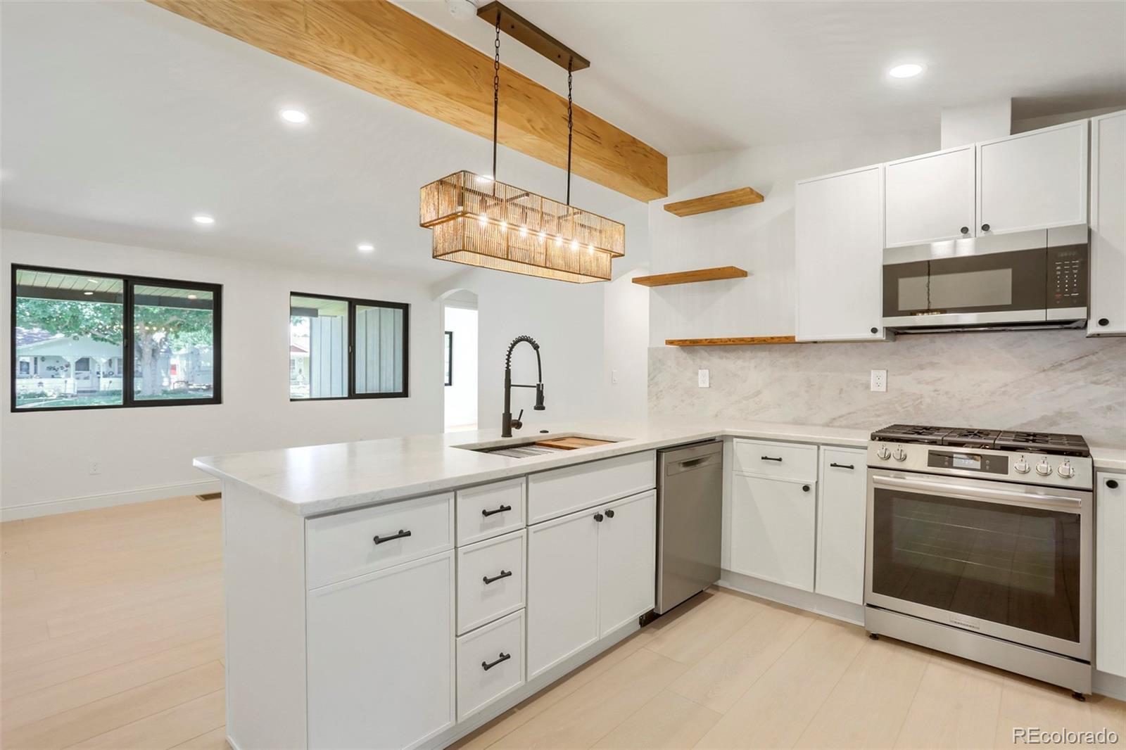 MLS Image #9 for 620 e grand avenue,englewood, Colorado