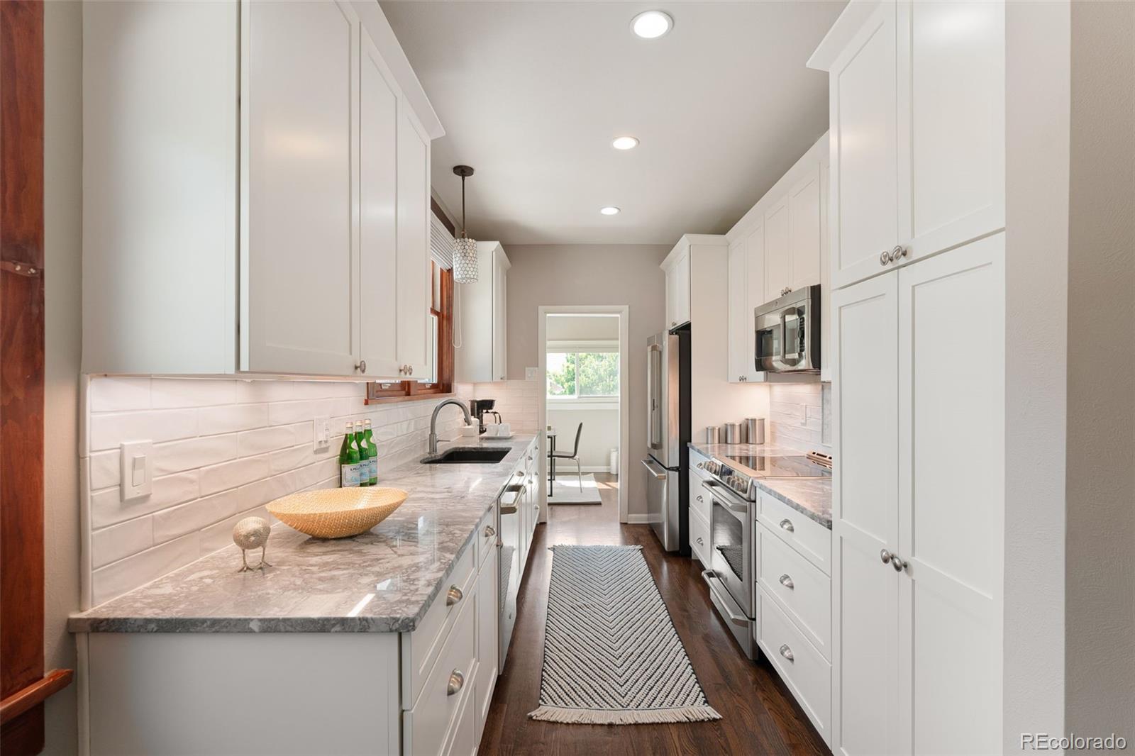 MLS Image #13 for 5647 s louthan street,littleton, Colorado
