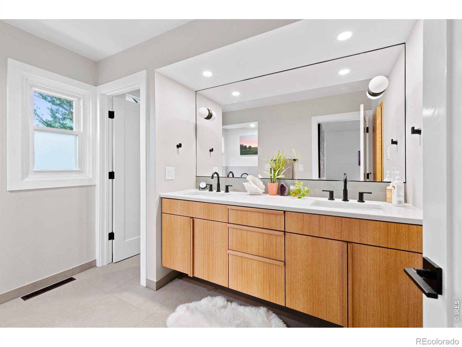 MLS Image #16 for 3497  iris court,boulder, Colorado