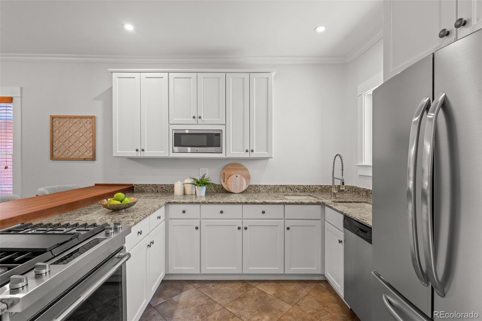 MLS Image #18 for 1525 s sherman street,denver, Colorado
