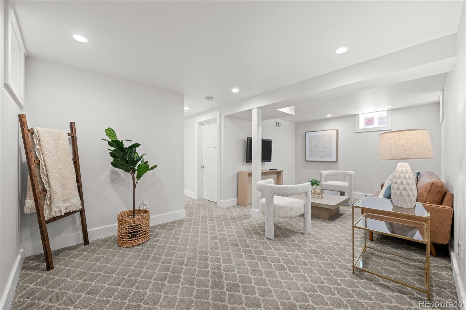 MLS Image #26 for 1525 s sherman street,denver, Colorado