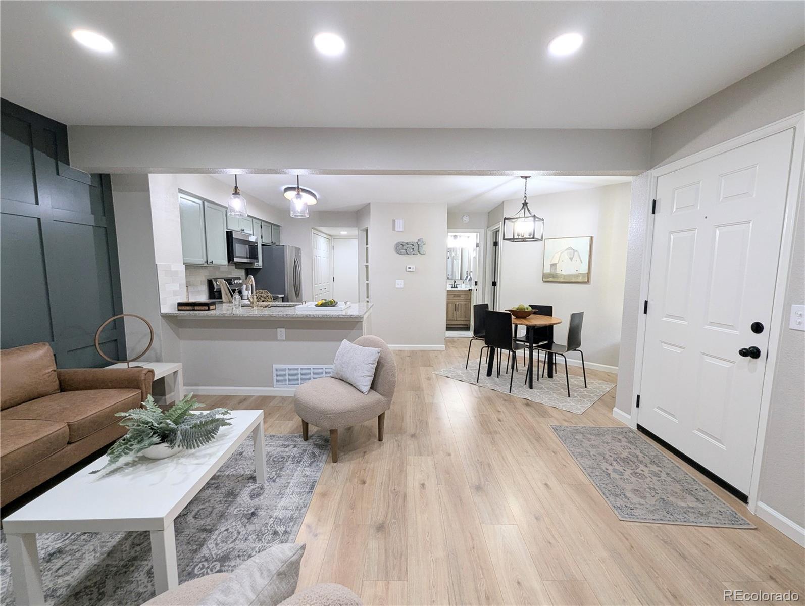 MLS Image #6 for 13744 e lehigh avenue a,aurora, Colorado