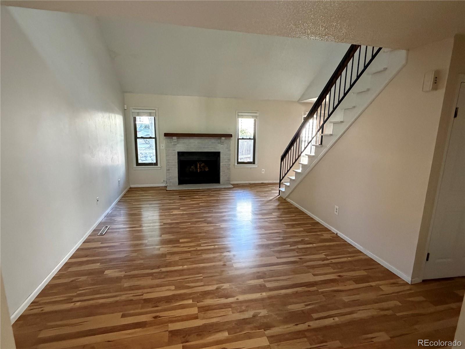 MLS Image #5 for 15361 e louisiana avenue ,aurora, Colorado