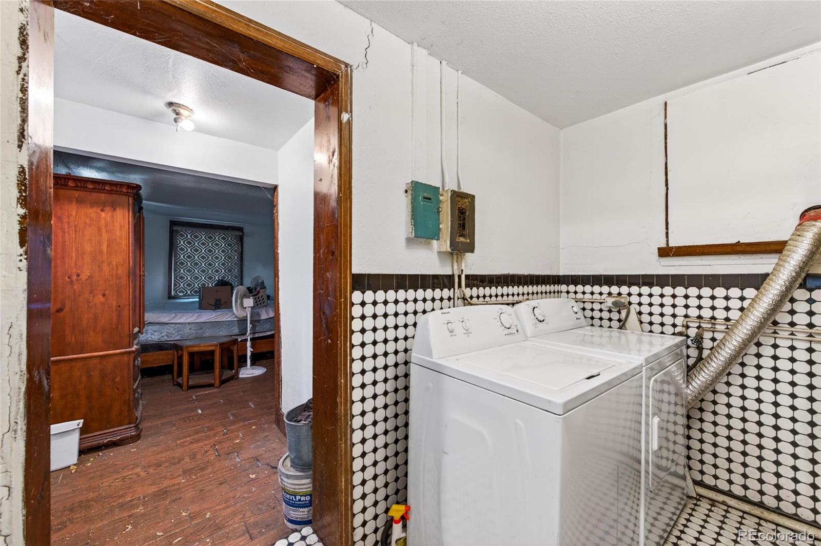 MLS Image #7 for 2455  eaton street,denver, Colorado