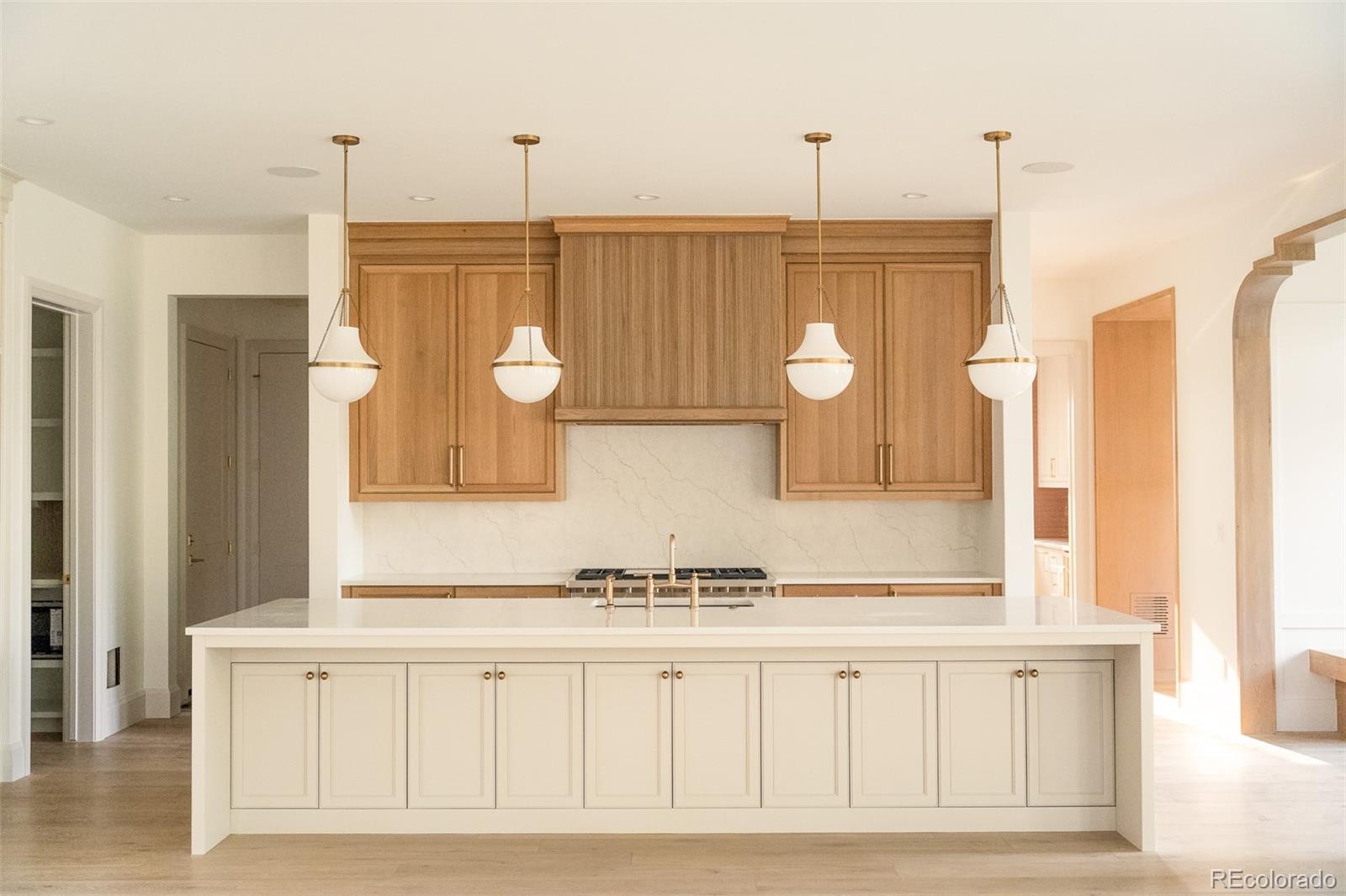 MLS Image #12 for 110  leyden street,denver, Colorado