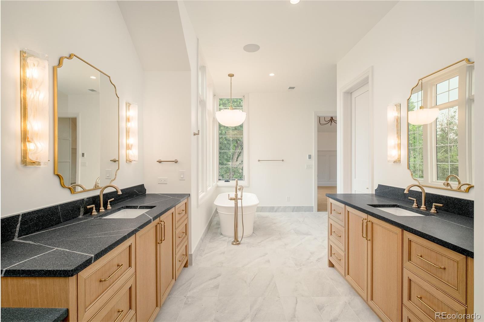 MLS Image #33 for 110  leyden street,denver, Colorado